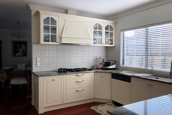 Classical Kitchen Design Gj Kitchens Auckland Kitchens New